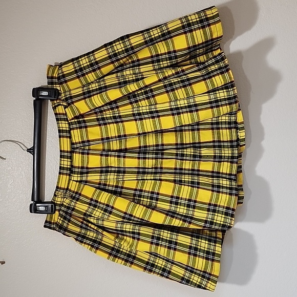 Hot Topic Dresses & Skirts - Hot Topic Clueless Plaid Mini Skirt Academia 90s Y2K Retro Style size Large